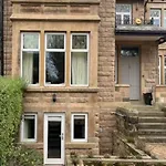 Beautiful Flat In Harrogate, 2 Kingsize Beds 해러게이트