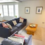 Apartment Beautiful Flat In Harrogate, 2 Kingsize Beds