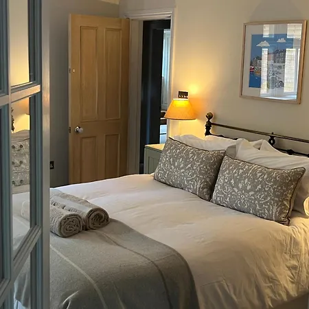 Beautiful Flat In Harrogate, 2 Kingsize Beds * ハロゲート